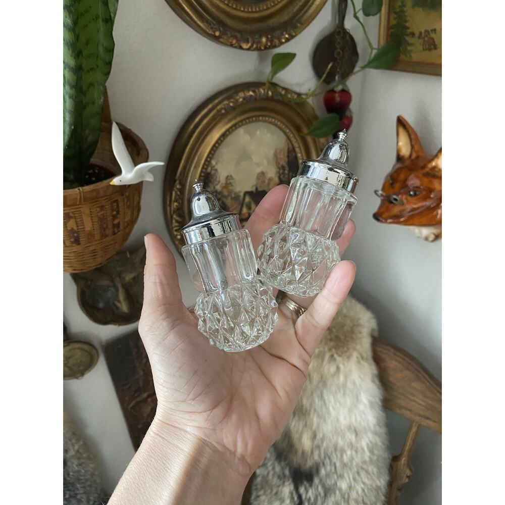 Vintage 1970s Indiana Glass Diamond Point Salt and Pepper Shaker Shakers